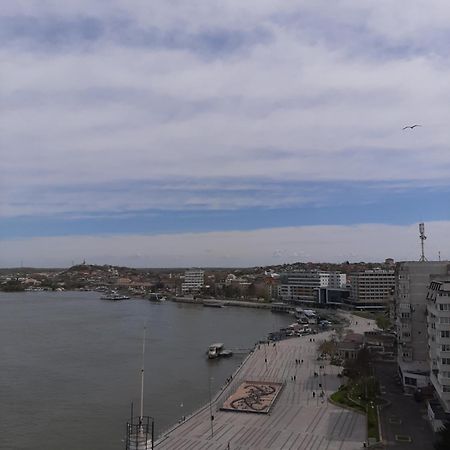 Delta Danube View Apart Tulcea Exterior photo